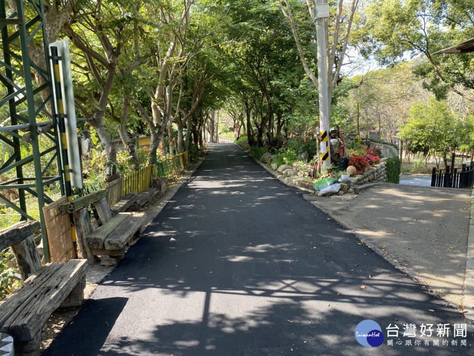 再生粒料示範道路完成鋪設煥然一新