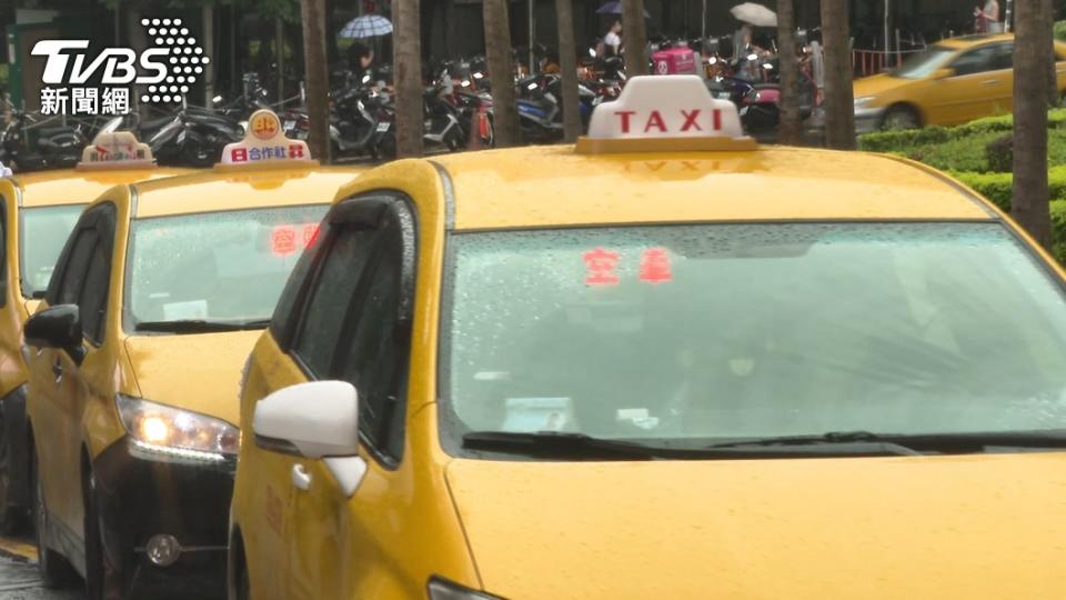 交通部補助計程車司機最高6萬元。（圖／TVBS）