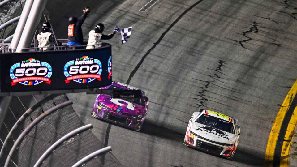 william byron, driver of the 24 axalta hendrick motorsports chevrolet camaro zl1 races to victory monday, february 19, 2024, winning the nascar cup series daytona 500 at daytona international speedway in daytona beach, florida this is the first daytona 500 win for byron on its 40th anniversary, hendrick motorsports gets its 9th daytona 500 victory, tying for most all time teammate alex bowman, driver of the 48 ally hendrick motorsports chevrolet camaro zl1 finishes in a very close second place photo by jacy norgaardhhp for chevy racing