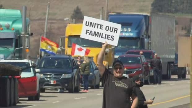 A group of truckers gathered at the Aulac border crossing between New Brunswick and Nova Scotia to protest border restrictions last month.