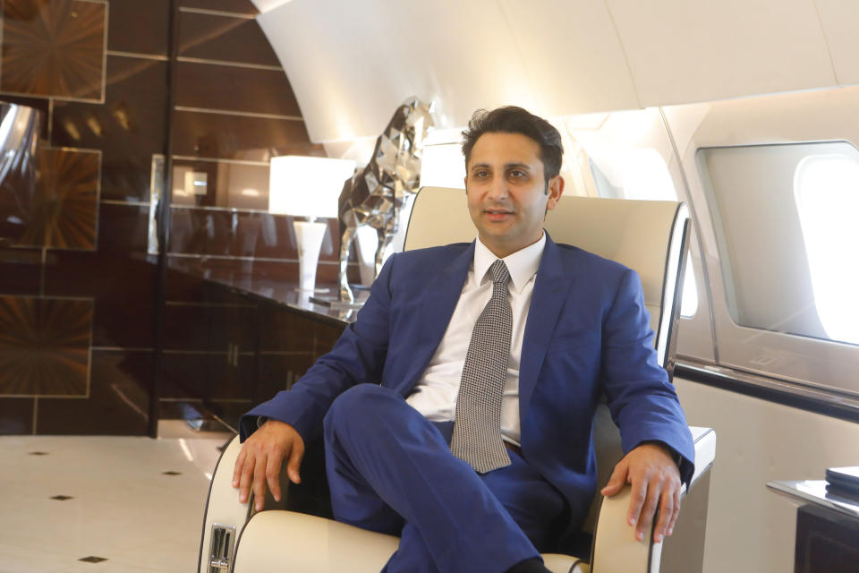 Adar Poonawalla ist seit 2011 CEO des indischen Impfstoffherstellers Serum Institute of India. - Copyright: picture alliance / REUTERS | Arnd Wiegmann