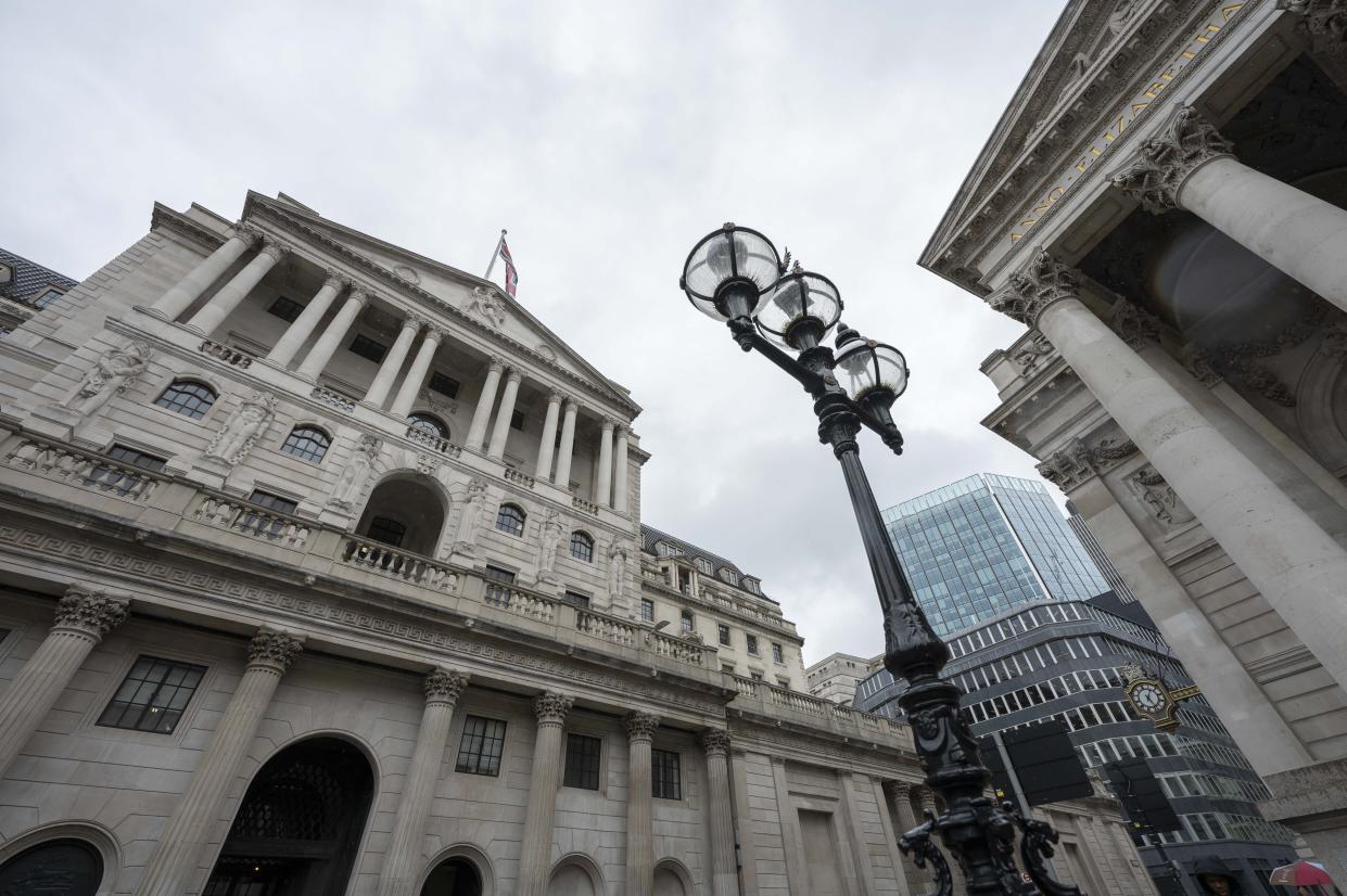 interest rates LONDON, UNITED KINGDOM - AUGUST 2: A view of the Bank of England in London, United Kingdom on August 2, 2023. Markets predict that the Bank of England will raise the policy rate from 5 percent to 5.25 percent at its meeting on Thursday, raising it to the highest level in the last 15 years. (Photo by Rasid Necati Aslim/Anadolu Agency via Getty Images)