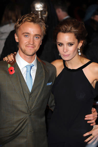 aumovies_red_carpet_harry_potter_and_the_deathly_hallows_part_1_tom_felton-16dotnv.jpg