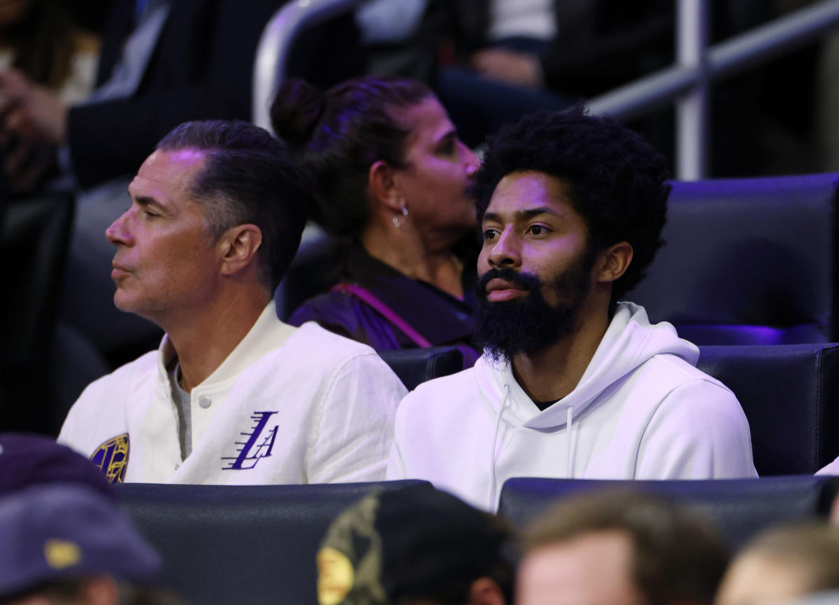 Spencer Dinwiddie wird Berichten zufolge bei den Los Angeles Lakers unterschreiben, nachdem er eine Verzichtserklärung beantragt hat