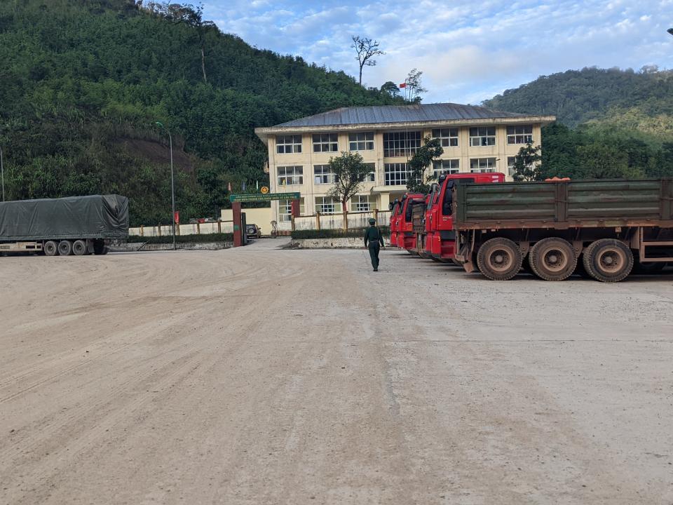 View of the empty Vietnamese border crossing