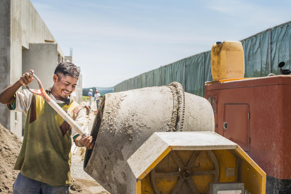 El Milagro Mexicano se caracterizó por el impulso a la industria y la construcción de grandes obras de infraestructura que mejoró la calidad de vida de la población urbana. (Getty Images)