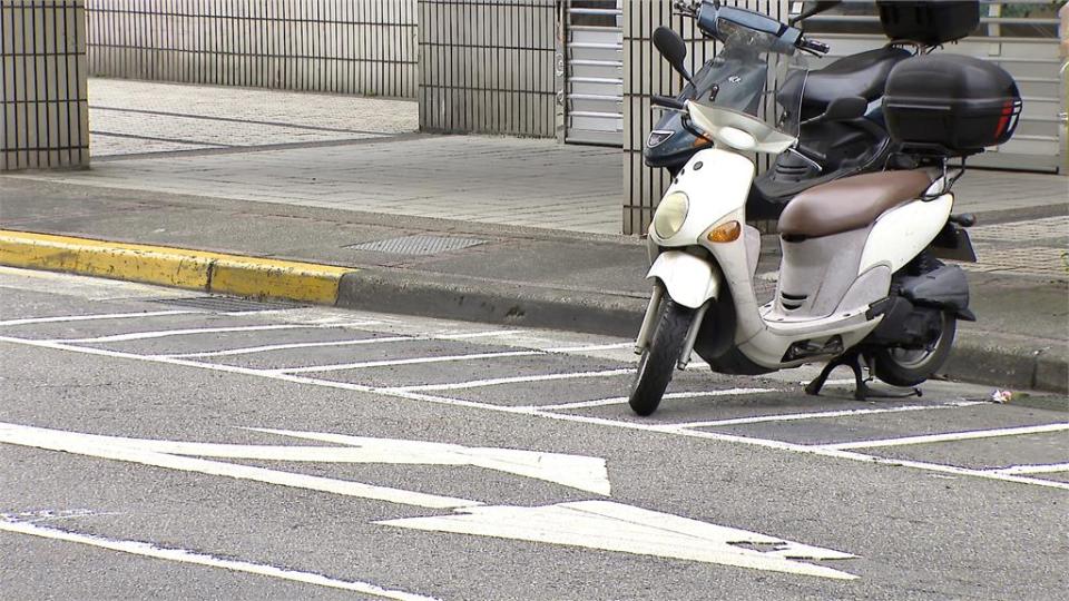 萬華湧現大量違停車潮　民眾直指原因是「這個」