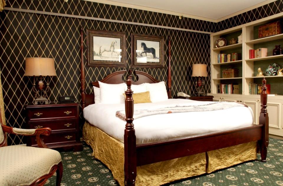 The Brown Hotel has been a Louisville landmark for 100 years. In 2001, Muhammad Ali dedicated a suite at the hotel, the “Muhammad Ali Suite” which assistant general manager Andrew Hall said is the best suite in the hotel.