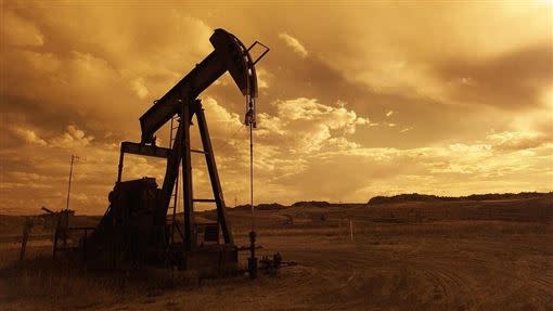 國際原油價格創單季最大跌幅。（圖／pixabay）