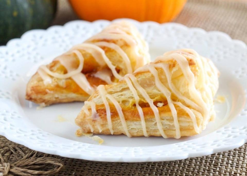 Everything you know (and love) about pumpkin pie, made brilliantly handheld. The brown butter glaze on top is the MVP here, so be generous when it's time to drizzle.Recipe: Pumpkin Puff Pastry Turnovers