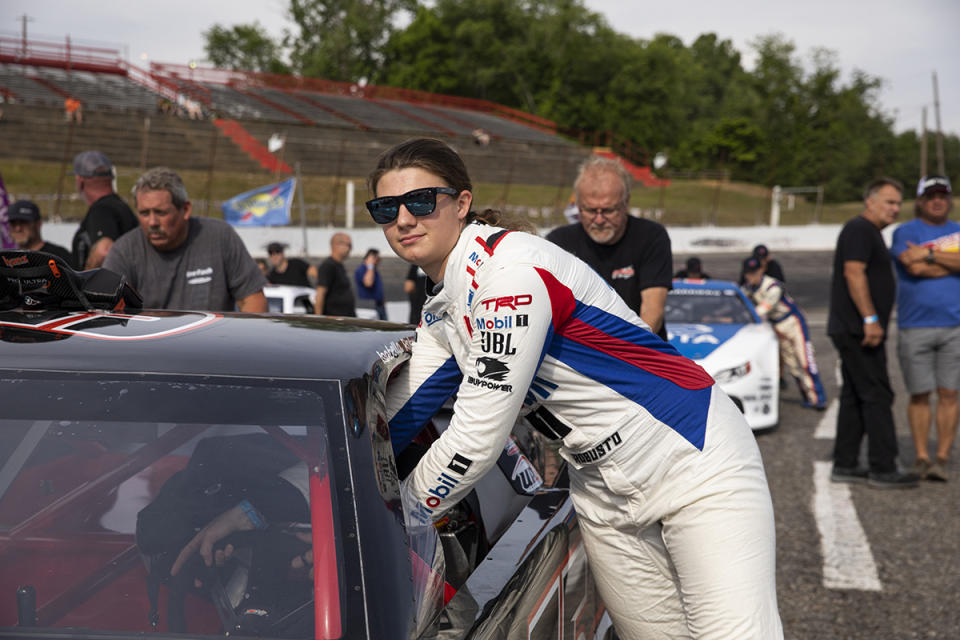 Isabella Robusto pushing out on track.