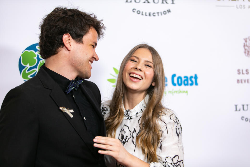 BEVERLY HILLS, CALIFORNIA - MAY 04: Chandler Powell and Bindi Irwin attend the Steve Irwin Gala Dinner at SLS Hotel on May 04, 2019 in Beverly Hills, California. (Photo by John Wolfsohn/Getty Images)