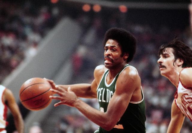 Celtics head coach Joe Mazzulla sidelined just before tip with 'eye  irritation