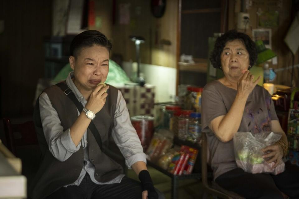黃舒湄(左)及滿嬌姨(右)的母女和解戲，讓黃舒湄淚流不止。