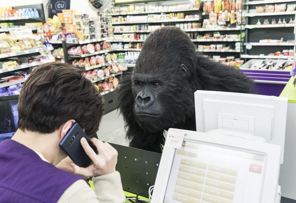 動物裝逼真 令人分不清是人類還是動物