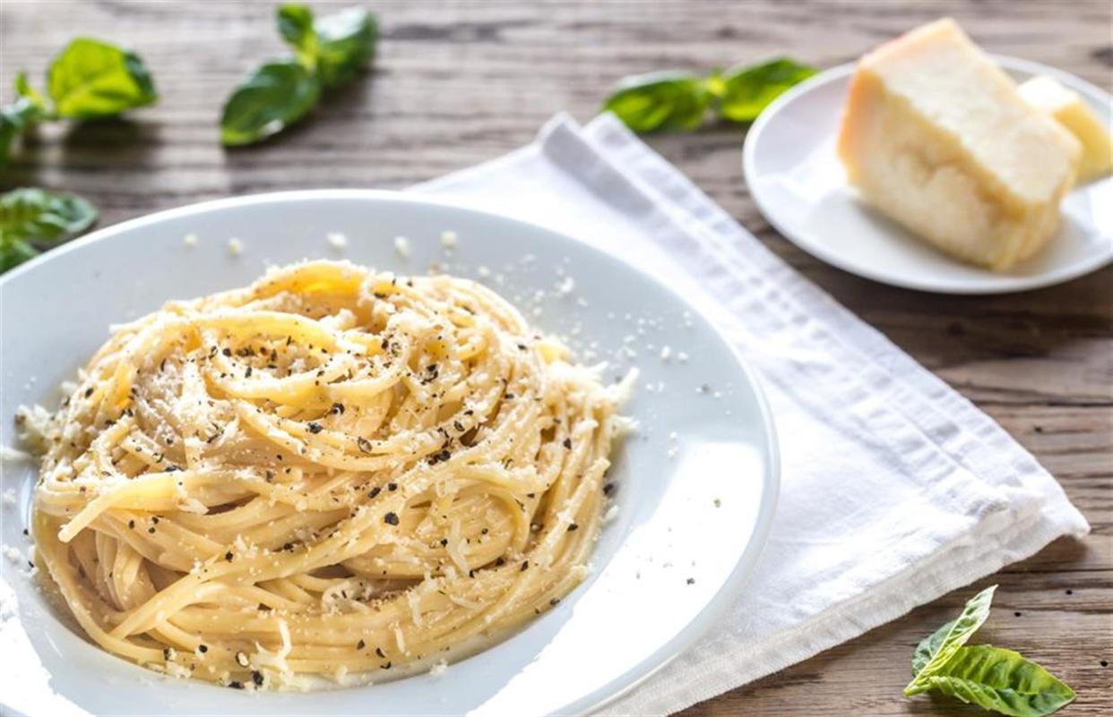 Pasta und Co. - so kochen Sie wie echte Italiener. (Bild: Alexander Prokopenko/Shutterstock)