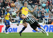 Soccer Football - Premier League - Newcastle United v Southampton - St James' Park, Newcastle, Britain - April 20, 2019 Newcastle United's Matt Ritchie in action with Southampton's Oriol Romeu REUTERS/Scott Heppell