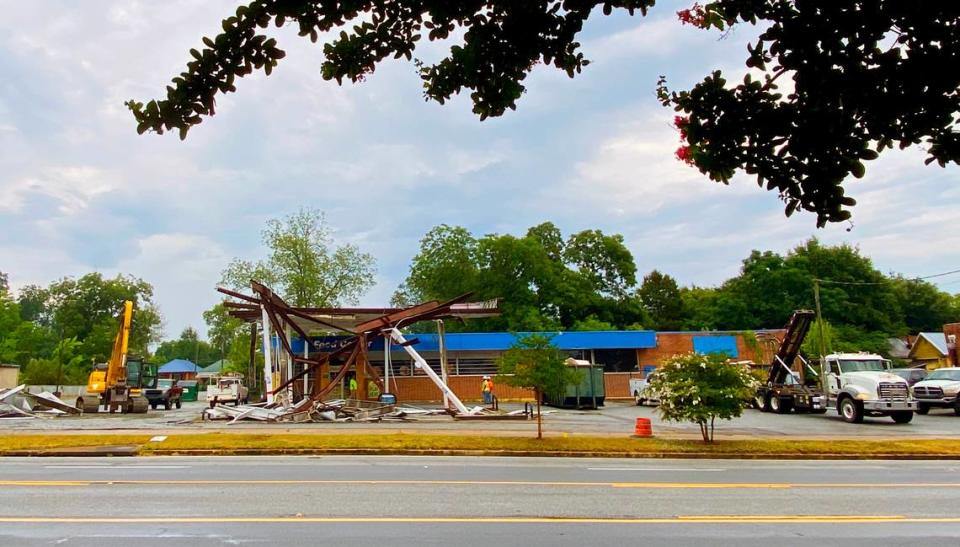 MercyMed of Columbus is renovating this former 8,000-square-foot convenience store that’s adjacent to their current wellness center at 3702 2nd Avenue in Columbus, Georgia.