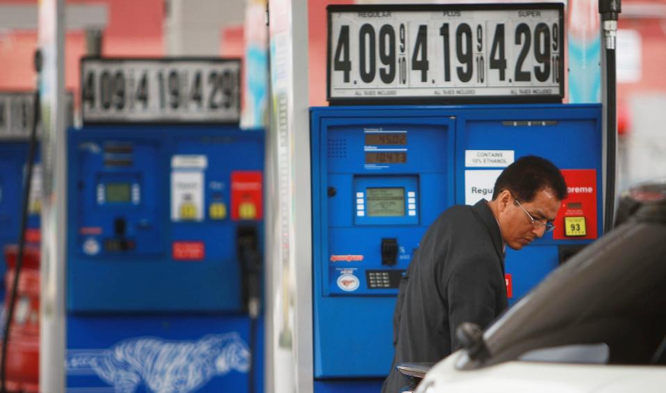 DOUGLASTON, NY - MAY 19:  A driver puts fuel in his car at a gas station where prices have gone over $4 per gallon May 19, 2008 in Douglaston, in the borough of Queens, New York City. According to the AAA Daily Fuel Gauge Report, fuel prices are up 30 cents from last month's average and are now at the highest recorded price. Long Island is one of the most expensive places for fuel,  with the National unleaded average of $3.794 for regular unleaded and $4.522 for diesel.  (Photo by Spencer Platt/Getty Images) ORG XMIT: 81108689 GTY ID: 08689SP001_Gas_Prices_Su