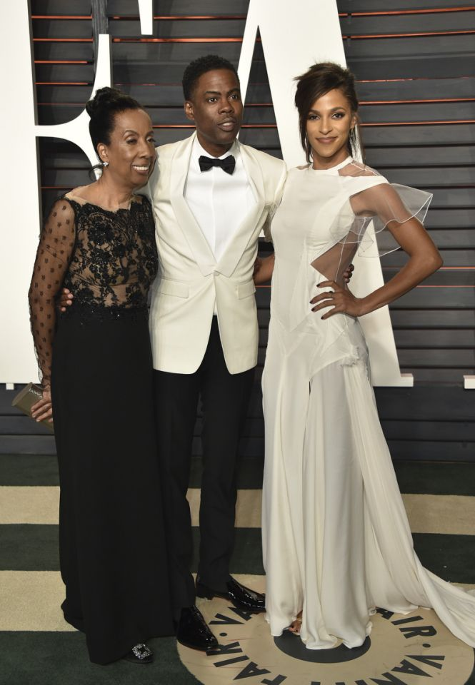 Chris Rock a participé à la soirée accompagné de sa mère et de l’actrice Megalyn Echikunwoke