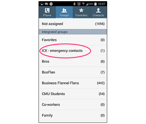 Smartphone contacts screen