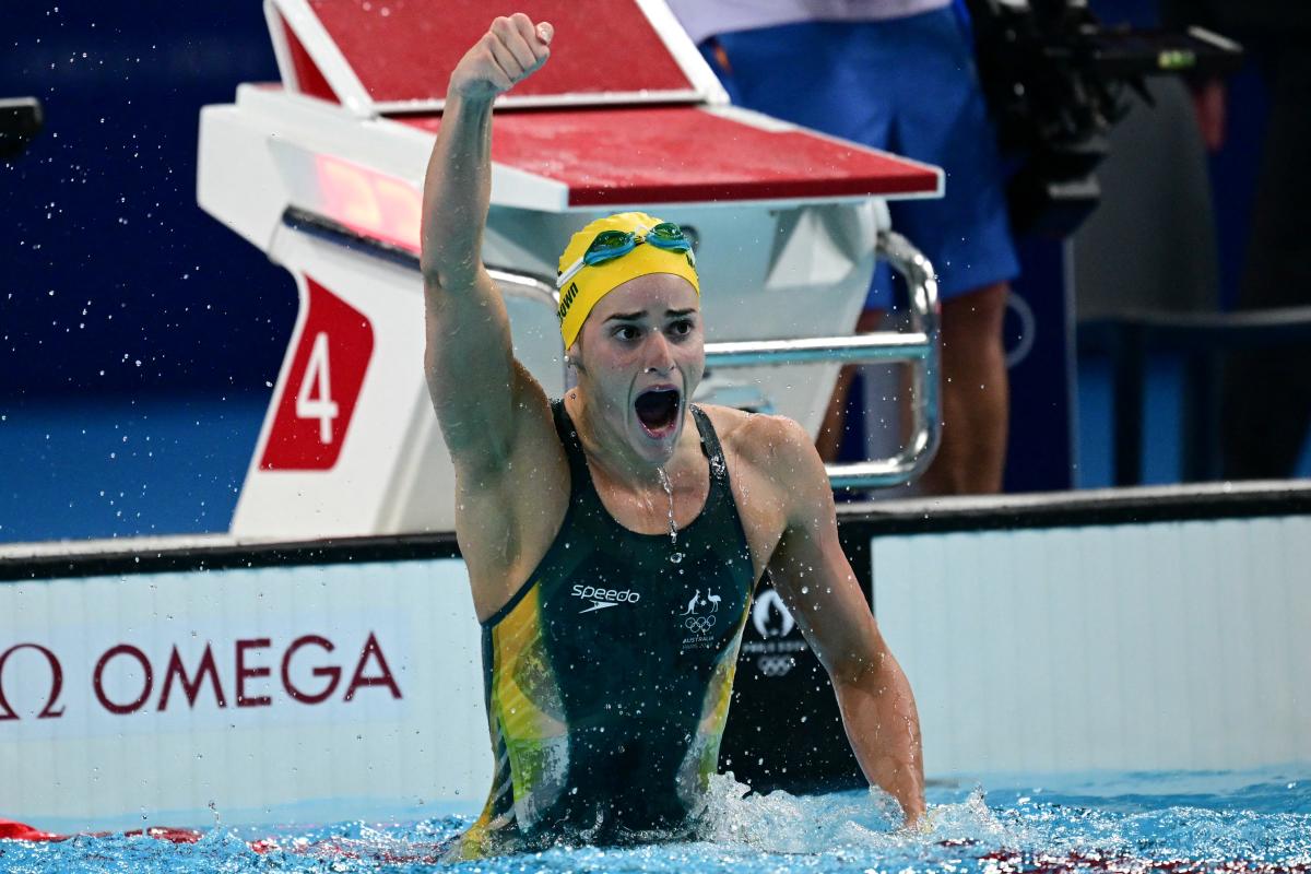 2025 Olympics Australia’s Kaylee McKeown edges USA's Regan Smith to