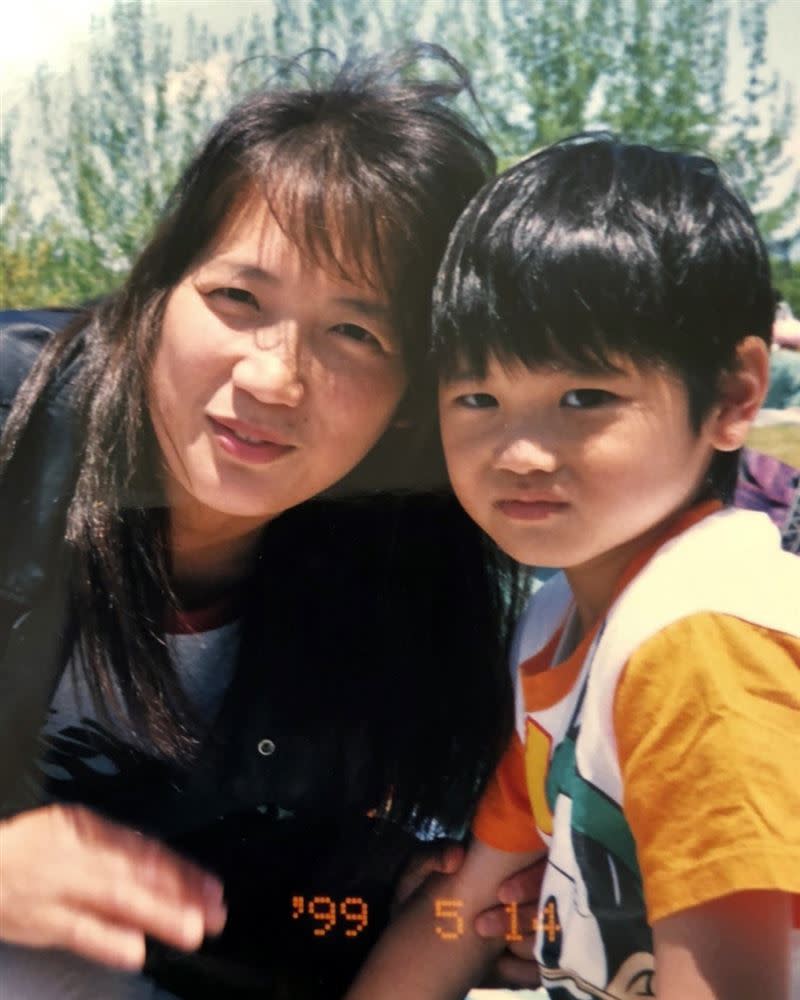 網友挖出大谷翔平母親的年輕照，驚呼跟田中真美子超級像。（圖／翻攝MLB官方X）