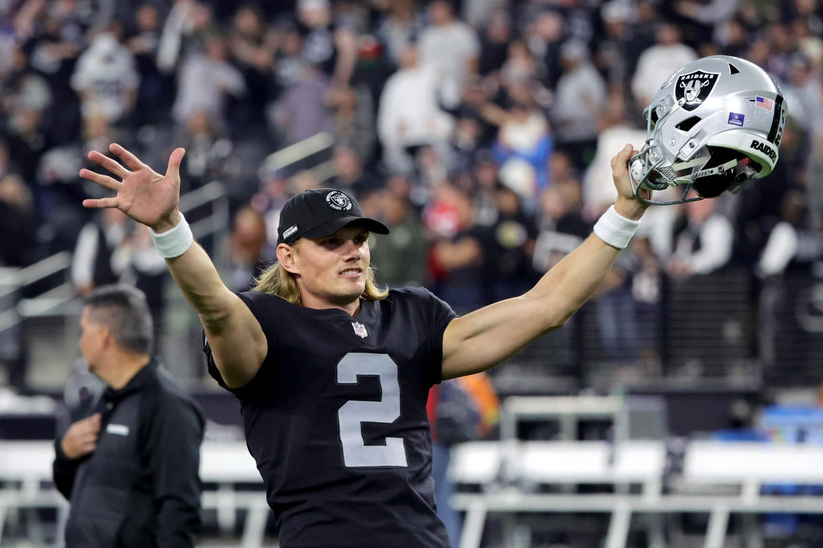 Week 1 Fantasy Football Kicker Rankings: PFN Staff's Top Consensus Options  Include Tyler Bass, Daniel Carlson, and Others