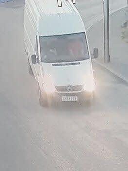 The van which was seen nearby (EWS)