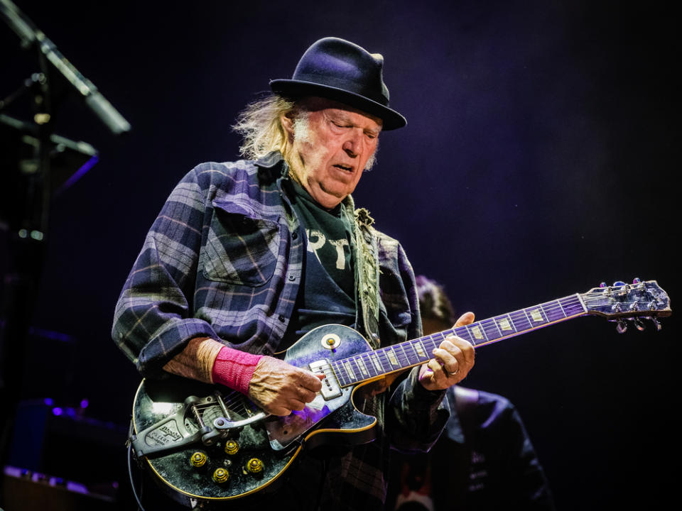 Neil Young während eines Auftritts im vergangenen Jahr (Bild: Ben Houdijk/Shutterstock.com)