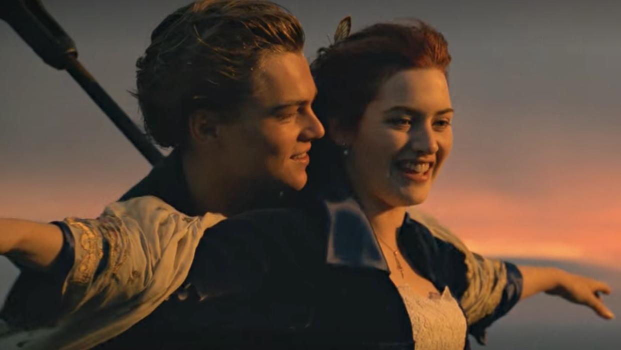  Jack and Rose in Titanic. 
