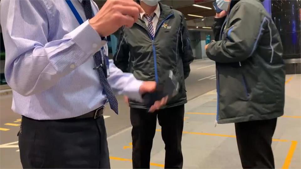 搭哪種小黃搞不清！ 帛琉團機場叫車狀況多