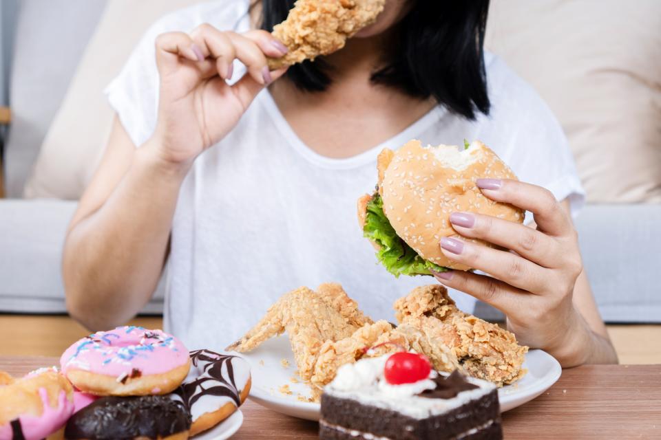 嗜食高脂食物、肥胖者患有卵巢癌機率較高。（示意圖/Getty Image）