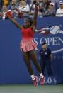 Serena Williams of the U.S. celebrates after defeating Victoria Azarenka of Belarus in their women's singles final match at the U.S. Open tennis championships in New York September 8, 2013. REUTERS/Adam Hunger