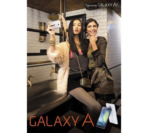 Young women taking a selfie in a Samsung ad