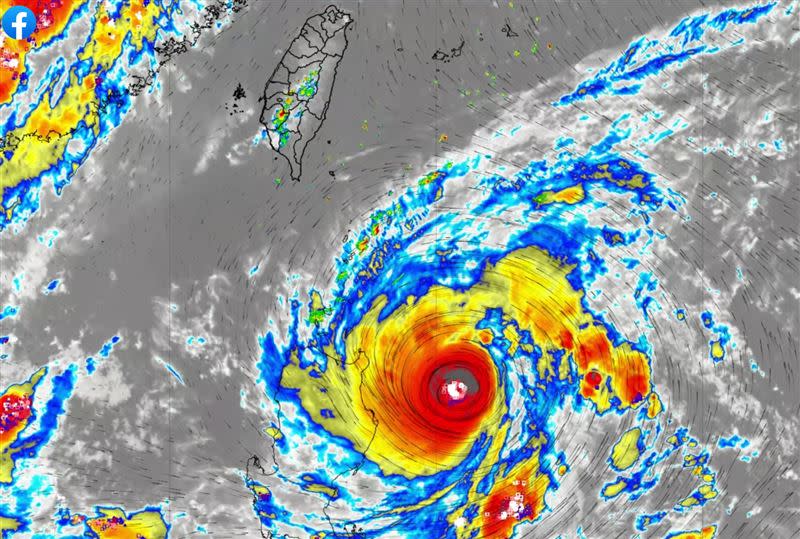 彭啟明指出，蘇拉雖然路徑預測中心可能不會登陸台灣但暴風圈仍可能觸陸。（圖／彭啟明臉書）