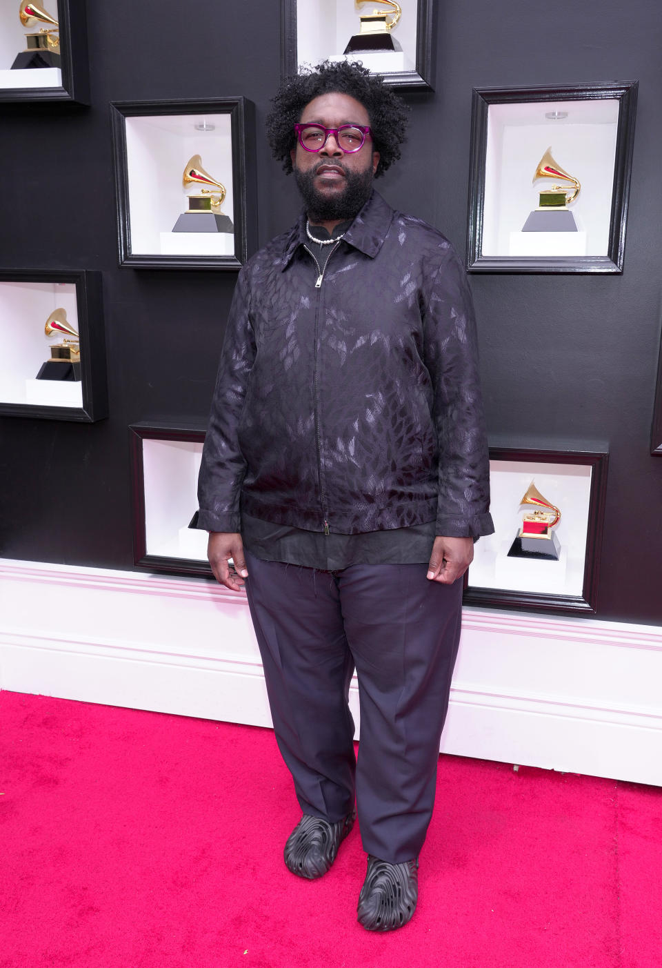 Grammys 2022 Red Carpet fashion Questlove 