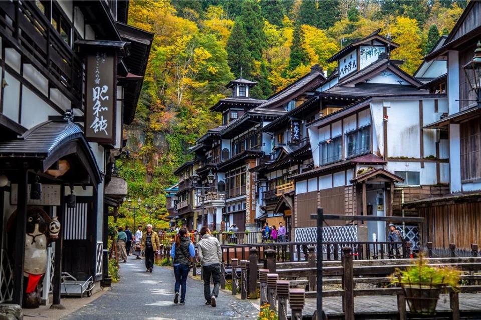 日圓貶勢、台日包機航線增加，台人遊日屢創高峰。圖／旅天下提供