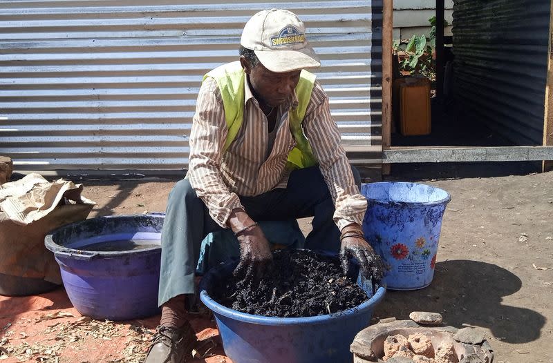 Retirees delay old age producing clean fuel pellets in Bukavu