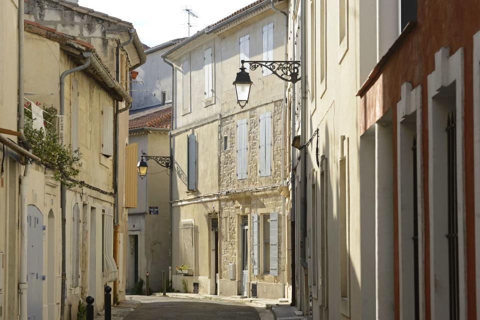 20) A typical street in Arles