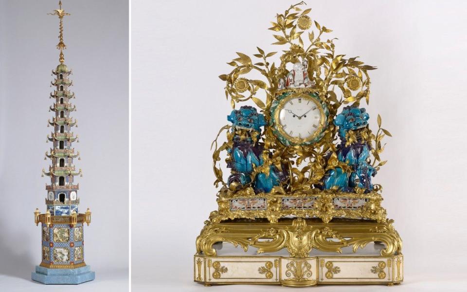 Το ρολόι Kylin (1) και μια κινεζική παγόδα πορσελάνης εννέα επιπέδων (2) εκτίθενται στο Yellow Salon