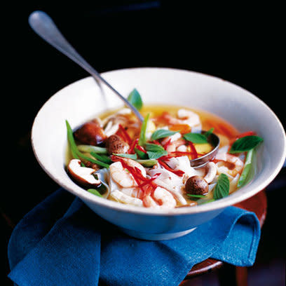 chicken prawn noodle soup