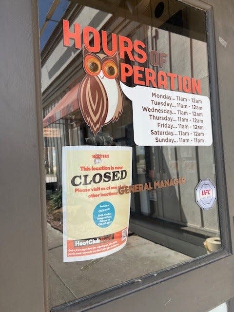 A sign Monday, June 24, 2024, at Hooters in San Angelo announcing its closing at an unspecified time.