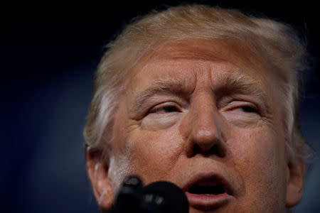 U.S. President Donald Trump addresses the Conservative Political Action Conference (CPAC) in Oxon Hill, Maryland, U.S. February 24, 2017. REUTERS/Jonathan Ernst