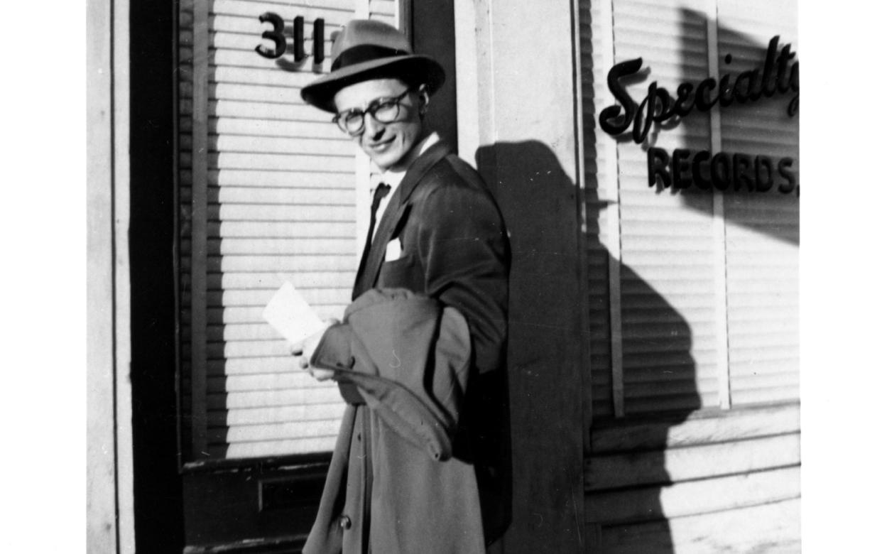 Art Rupe outside his office at 311 Venice Boulevard in Los Angeles in 1948 - Michael Ochs Archives/Getty Images