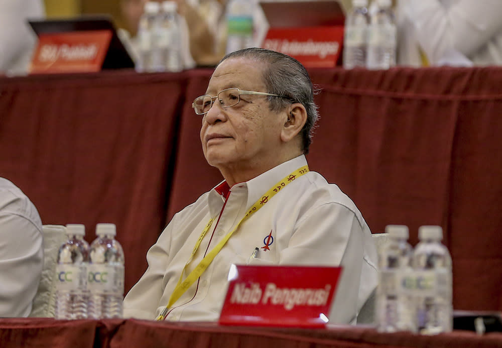 Lim Kit Siang attends the 2019 DAP National Conference in Shah Alam May 5, 2019. — Picture by Firdaus Latif