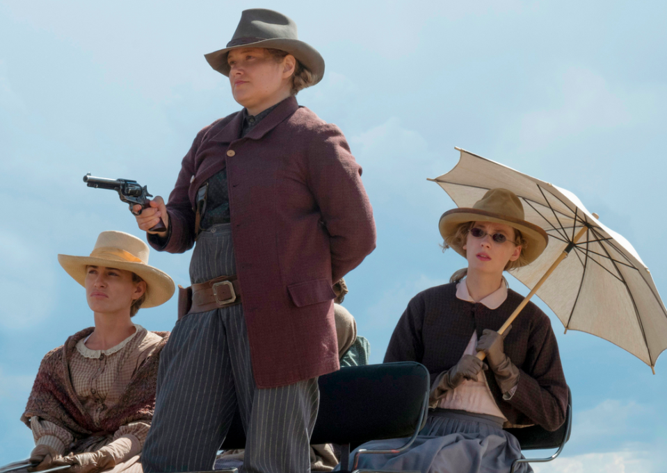 Merritt Wever, center, leads the ladies of La Belle as Mary Agnes. (Photo: Ursula Coyote/Netflix)