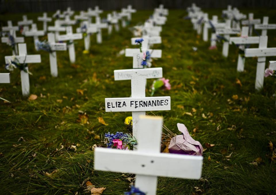 <span class="caption">Crosses are displayed in memory of the elderly who died from COVID-19 at the Camilla Care Community facility during the COVID-19 pandemic in Mississauga, Ont.</span> <span class="attribution"><span class="source">THE CANADIAN PRESS/Nathan Denette</span></span>