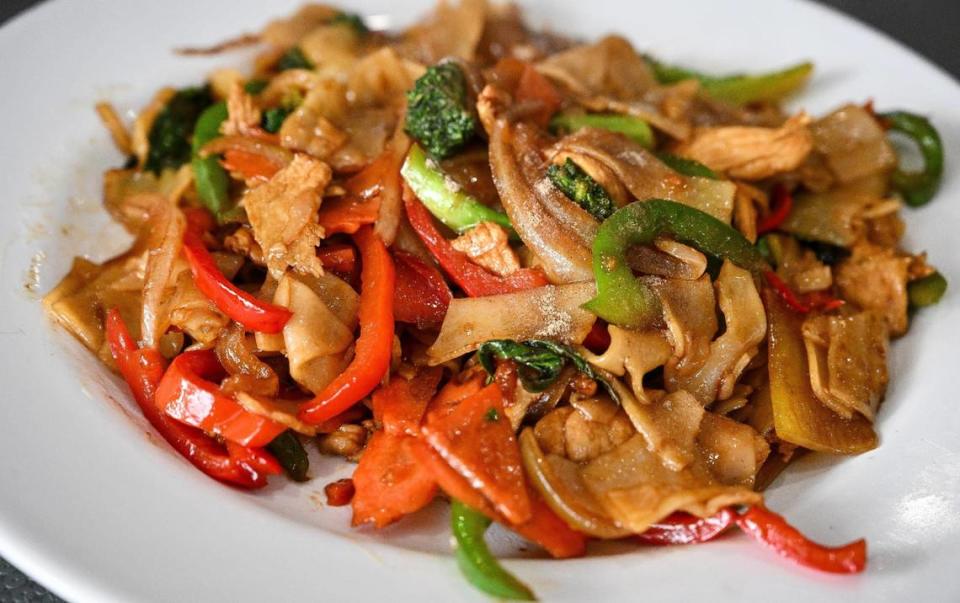 A plate of the popular drunken noodles with chicken is served up at U-D Thai at their location in southeast Fresno.