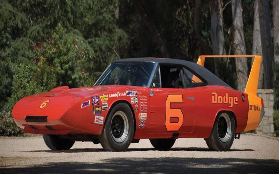 1969 dodge charger daytona with racing decals